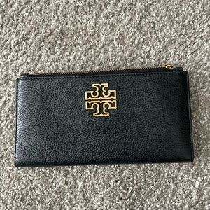 Like new Tory Burch wallet